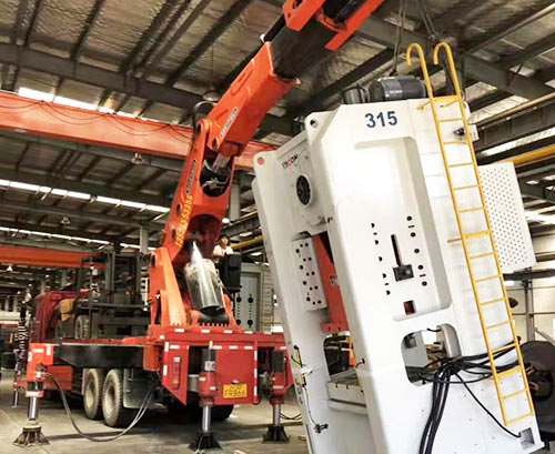 自贡提升工作效率，选择优质折臂吊租赁服务