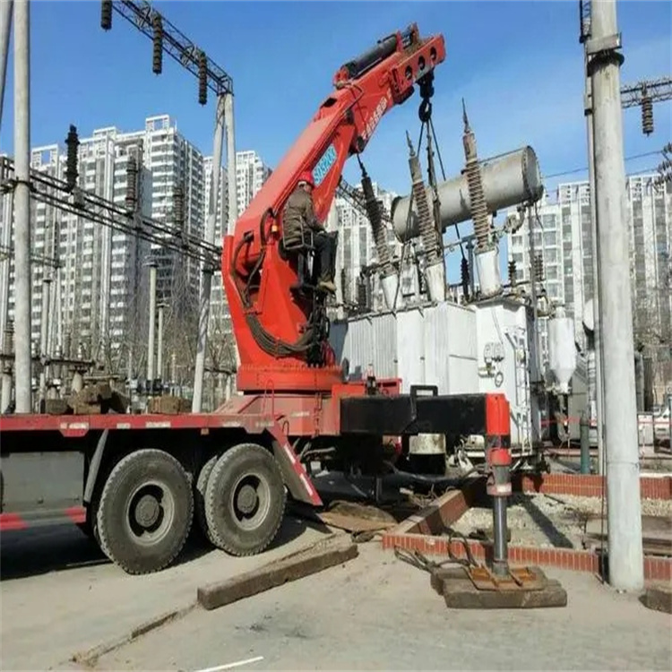 自贡就近吊车出租|工地厂房吊装设备租赁|24小时高效响应