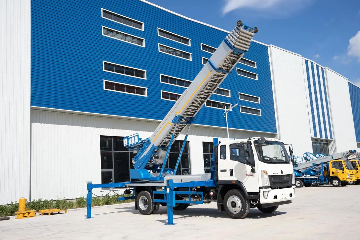 自贡小型云梯车上料车租赁多少钱