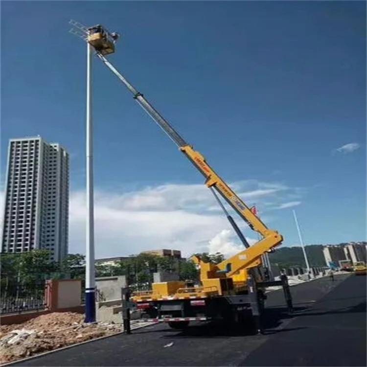 自贡维修路灯的曲臂升降车出租