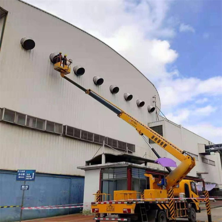 自贡高空作业车出租服务：专业广告牌安装解决方案